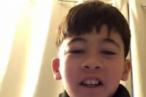 蓄发弟！热刺小球迷：直到热刺赢一场英超比赛前，我都不会理发